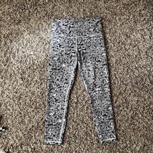 Athleta Capri Leggings, Size XS, Black/White